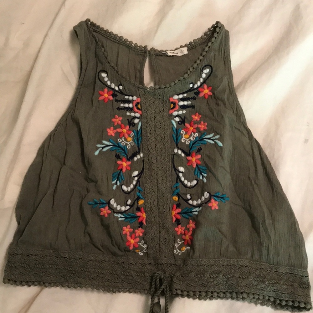 Hollister crop top